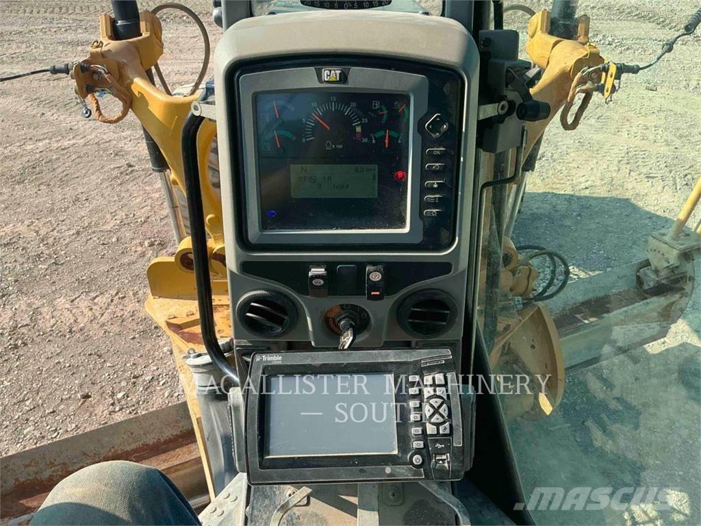 CAT 140M3AWD 그레이더