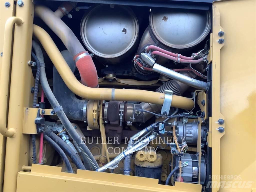CAT 140M3AWDB 그레이더