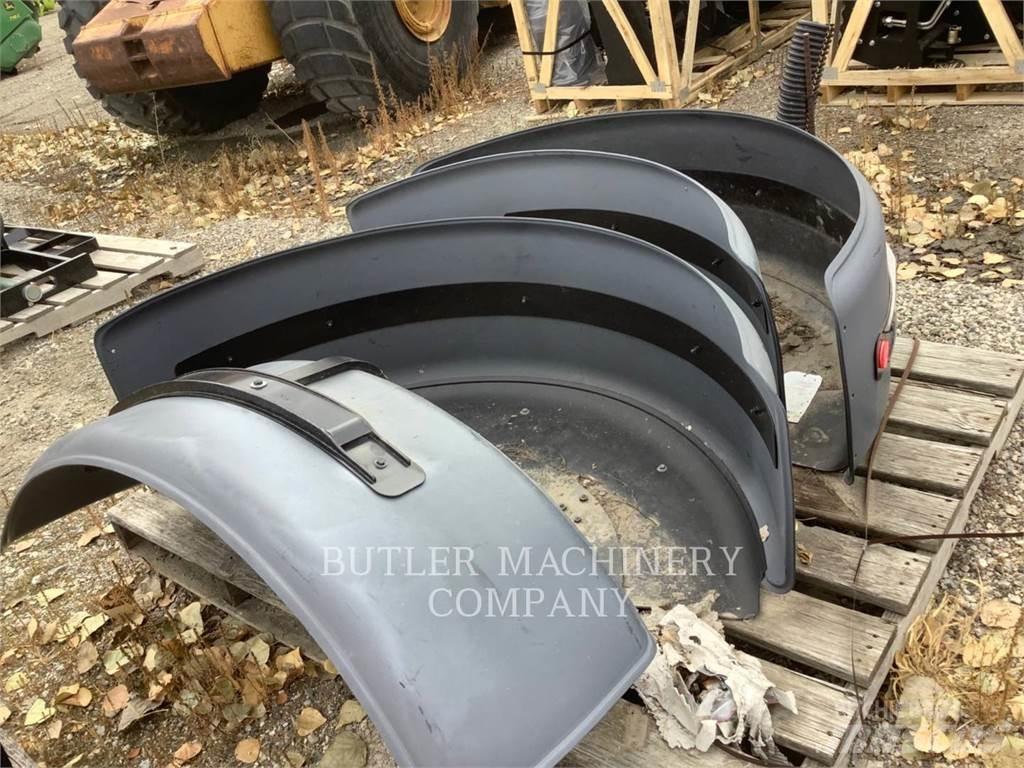 CAT 140M3REARFENDER 건설 장비 - 기타