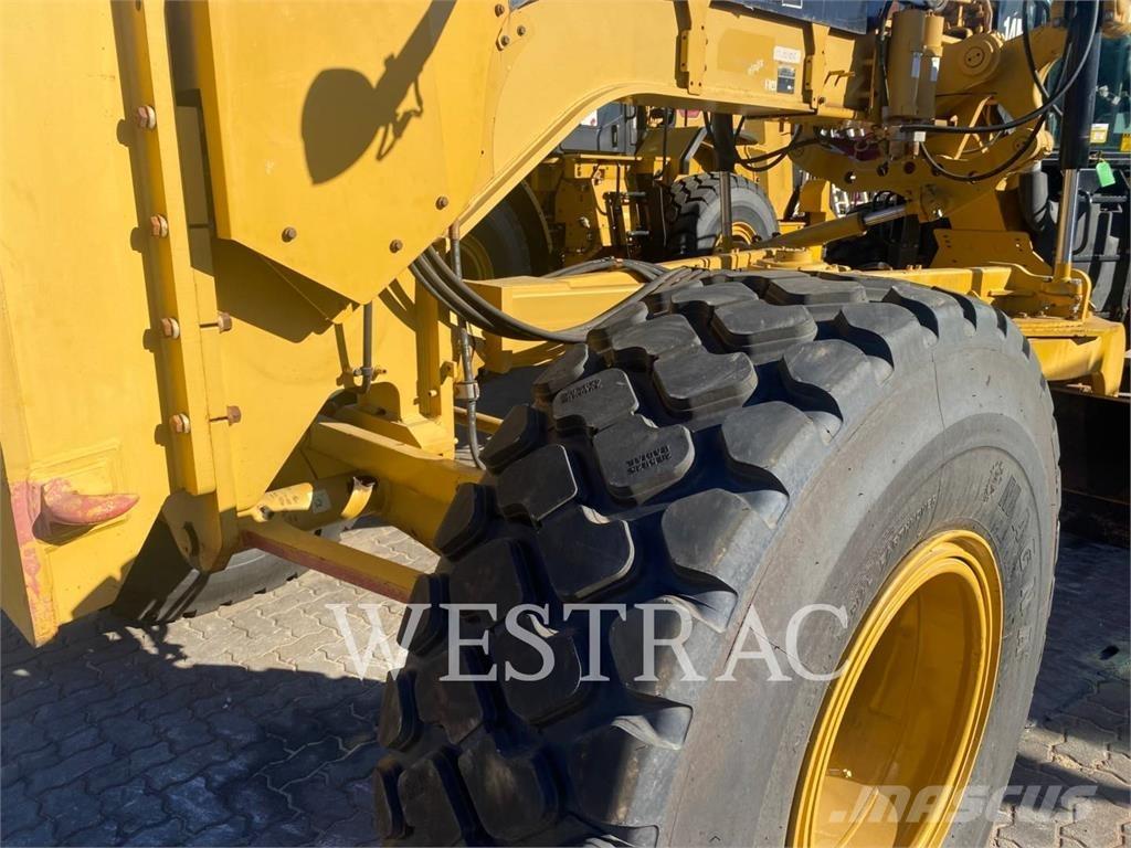 CAT 14M 그레이더