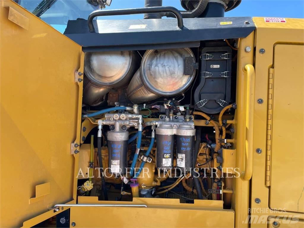 CAT 150-15 그레이더