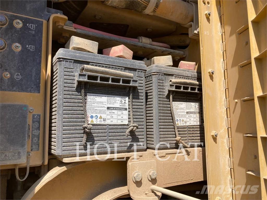 CAT 150-15AWD 그레이더