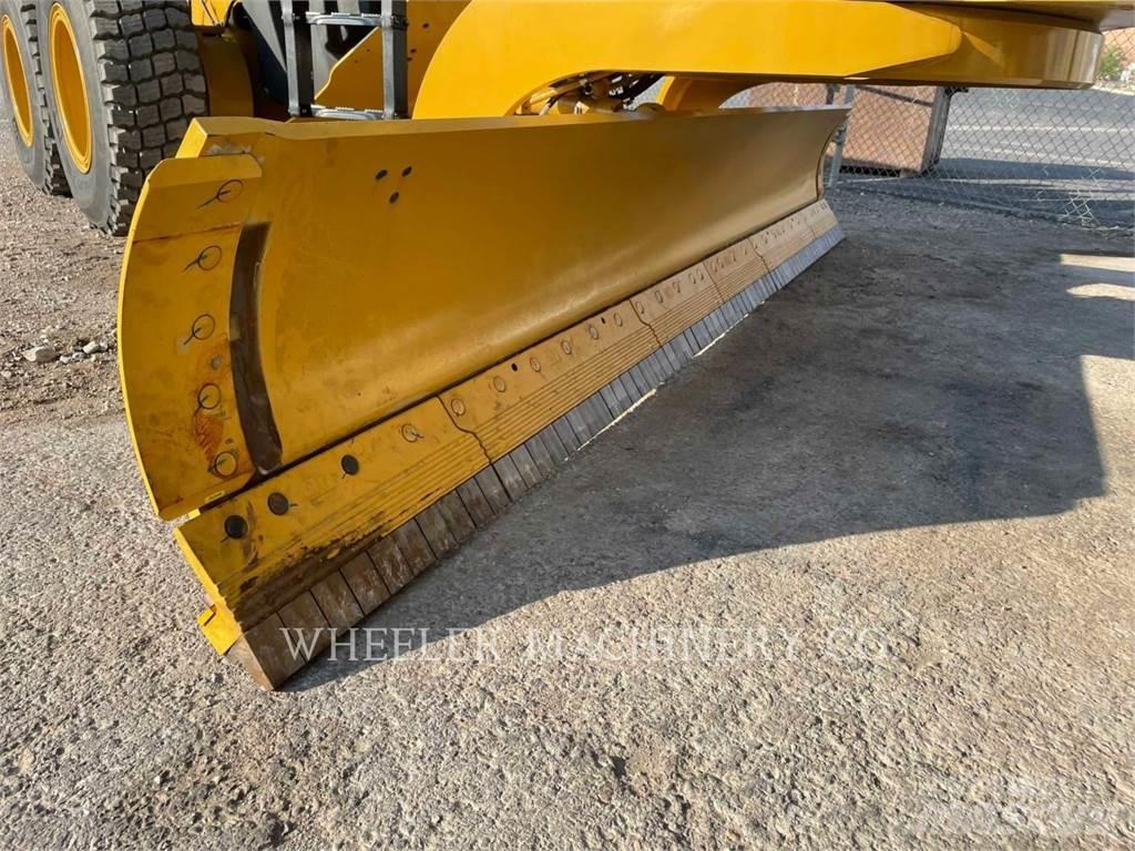 CAT 150 AWD 그레이더