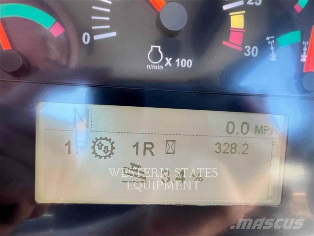 CAT 150 AWD 그레이더