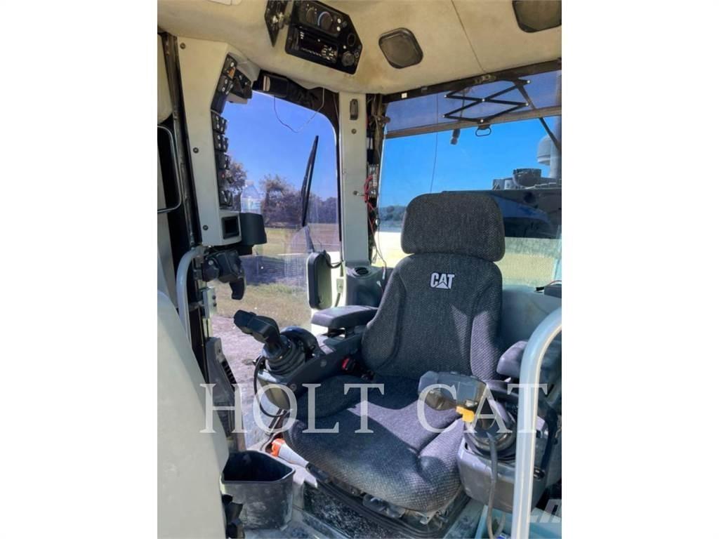 CAT 150AWD JOY 그레이더