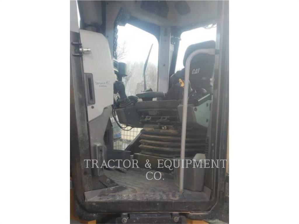 CAT 160 그레이더