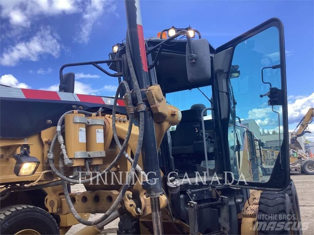 CAT 160M 그레이더