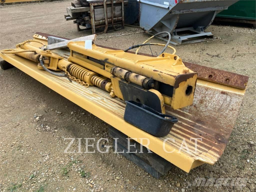 CAT 160M 그레이더