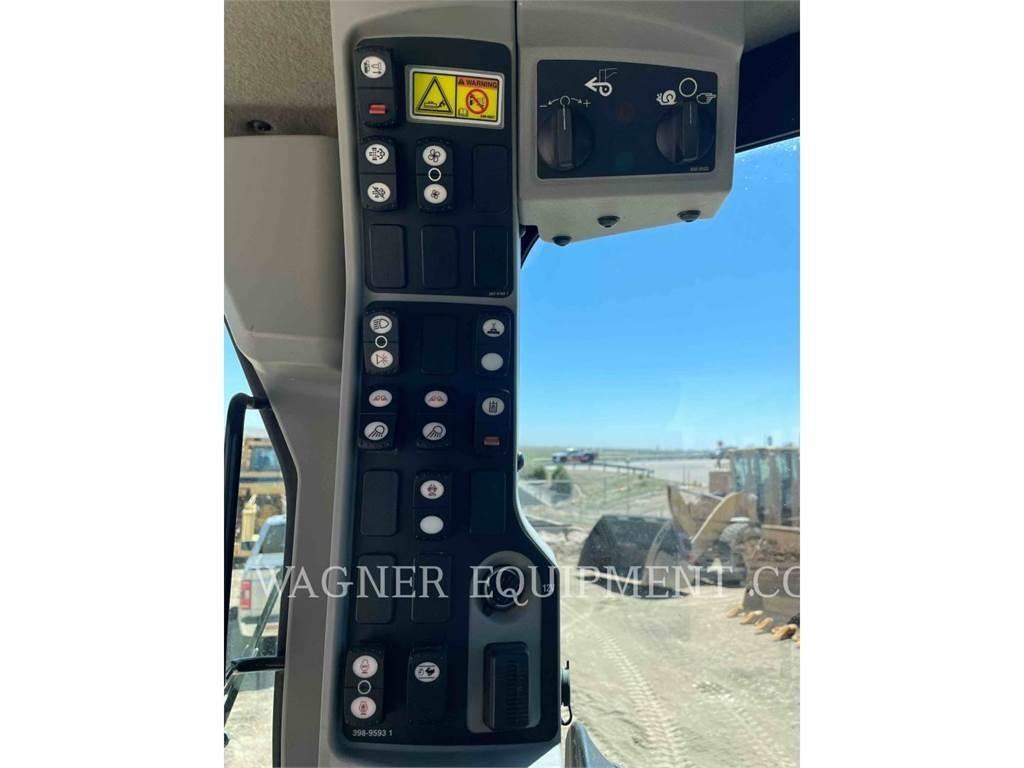 CAT 160M3 AWD 그레이더