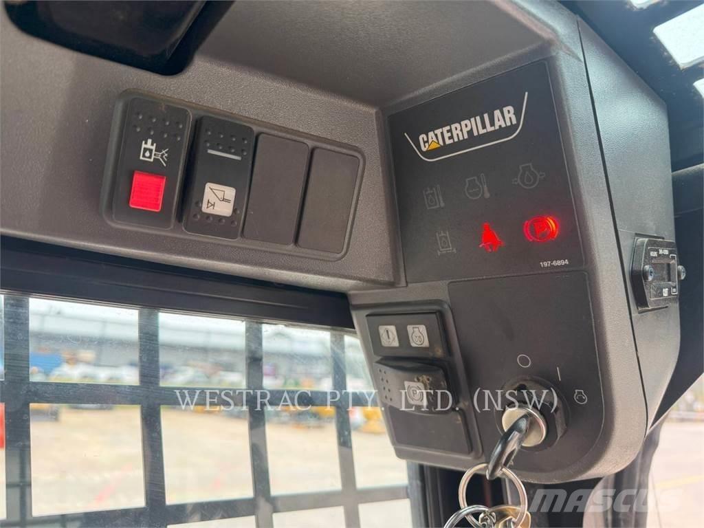 CAT 216B3 AC  스키드로더