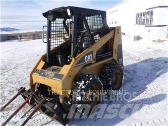 CAT 226  스키드로더