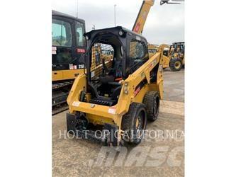 CAT 226 HF  스키드로더