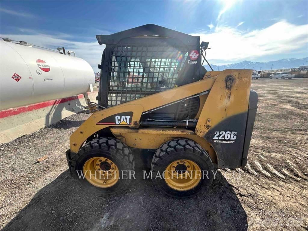 CAT 226B MA11  스키드로더