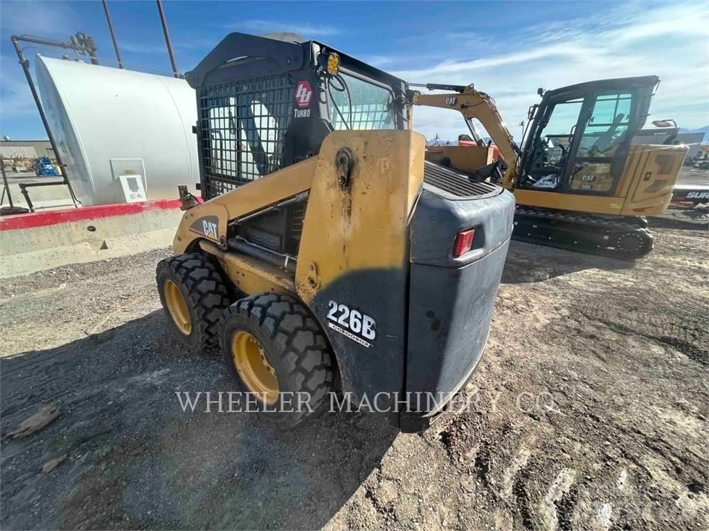 CAT 226B MA11  스키드로더