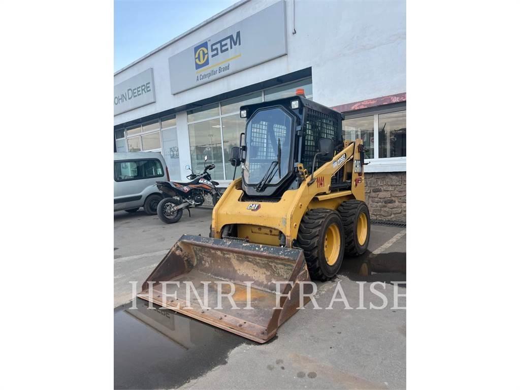 CAT 226B3  스키드로더