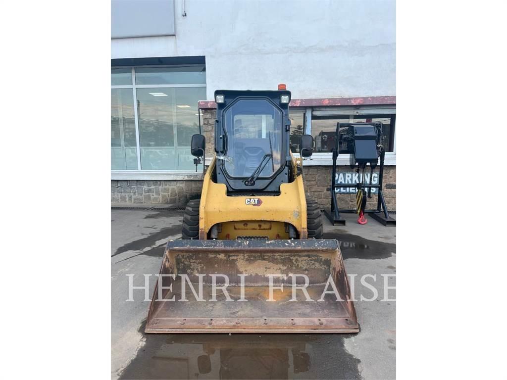 CAT 226B3  스키드로더
