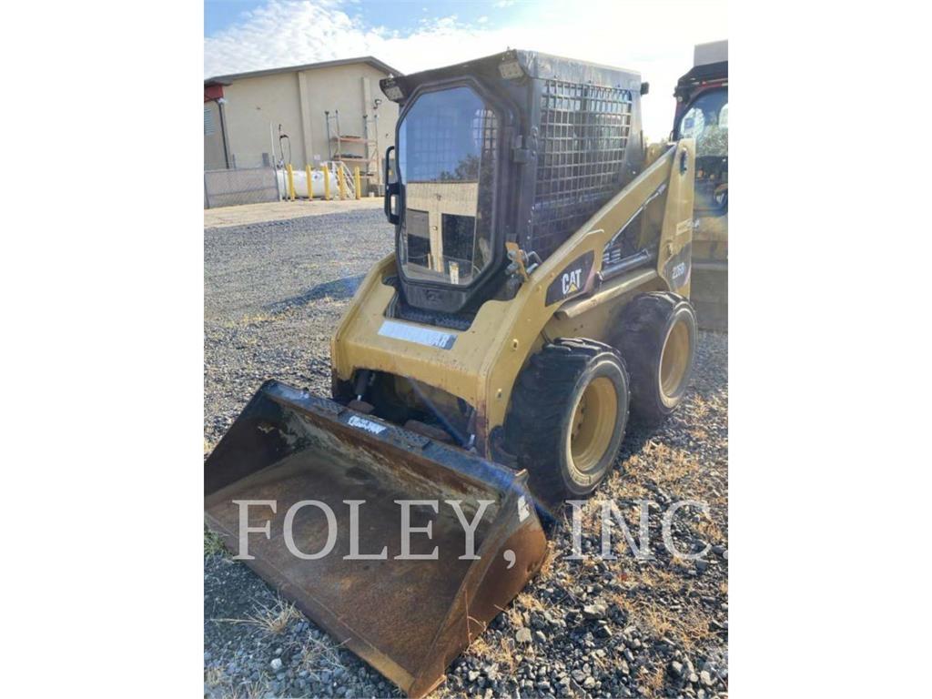 CAT 226B3  스키드로더