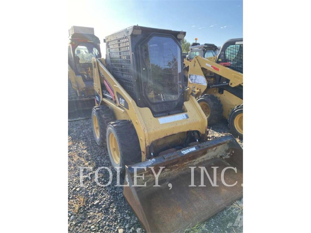 CAT 226B3  스키드로더