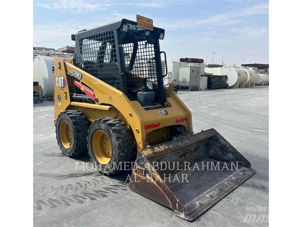 CAT 226B3LRC  스키드로더
