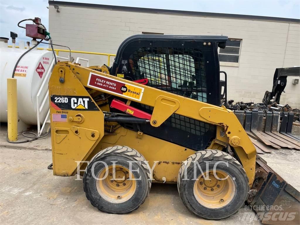 CAT 226D  스키드로더