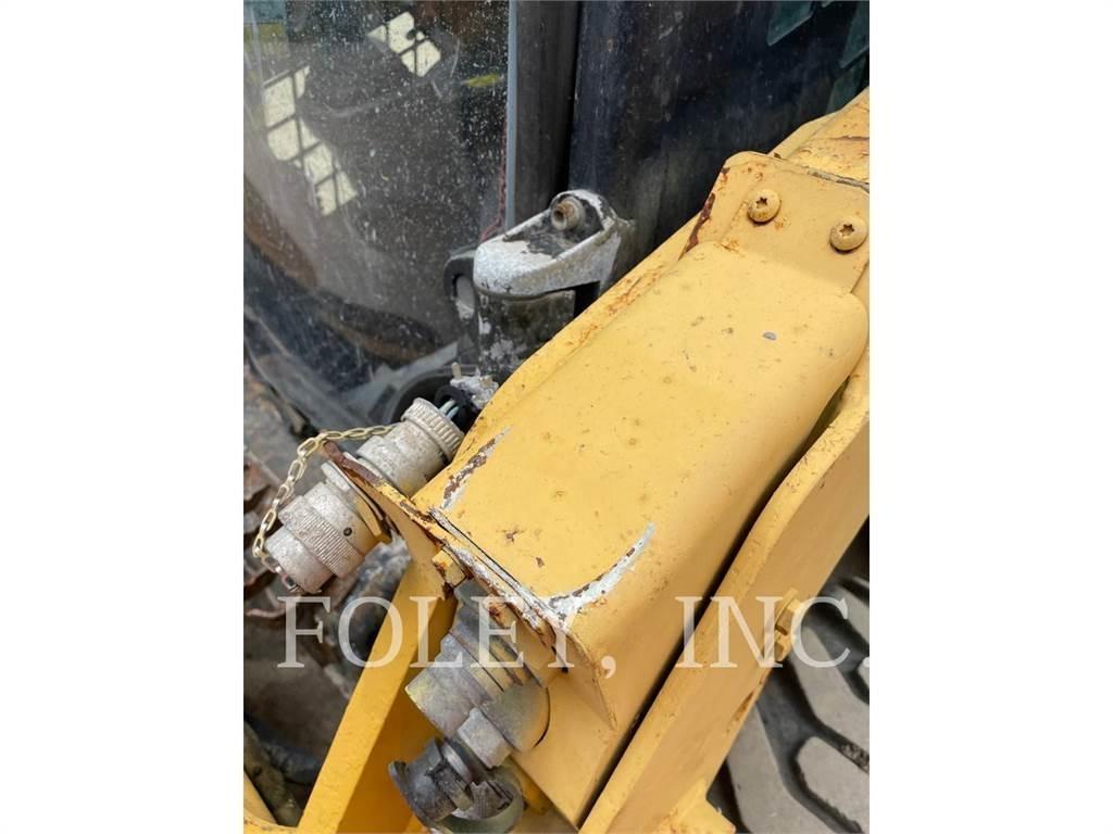 CAT 226D  스키드로더