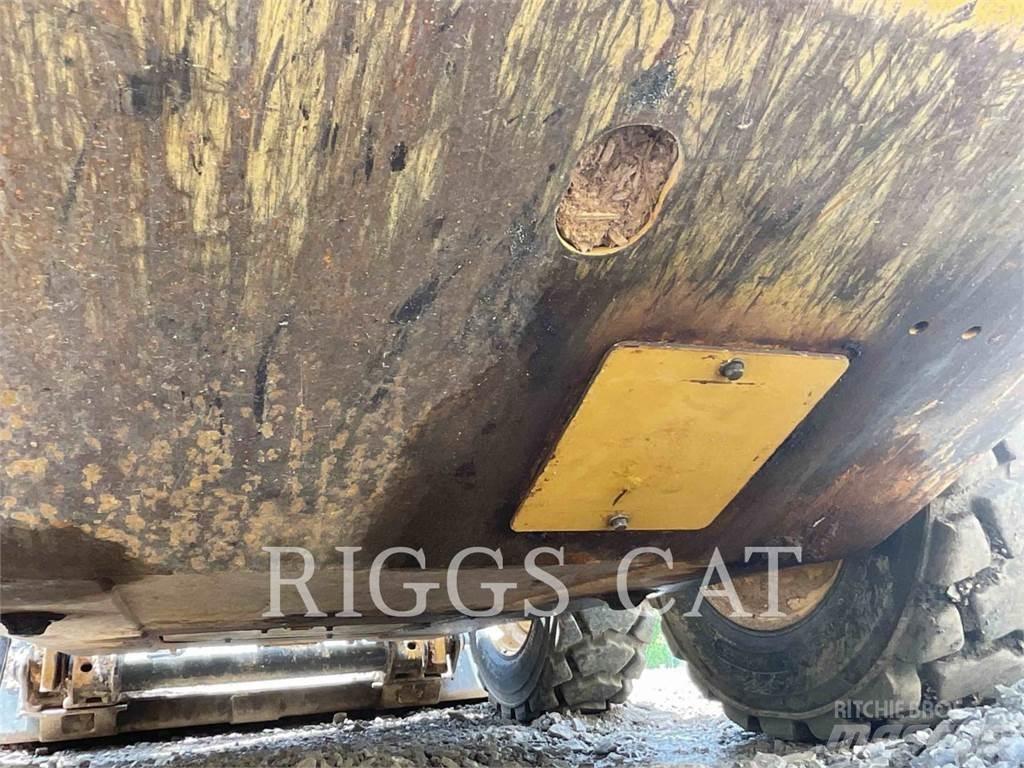 CAT 226D  스키드로더