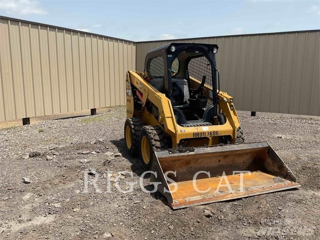 CAT 226D  스키드로더
