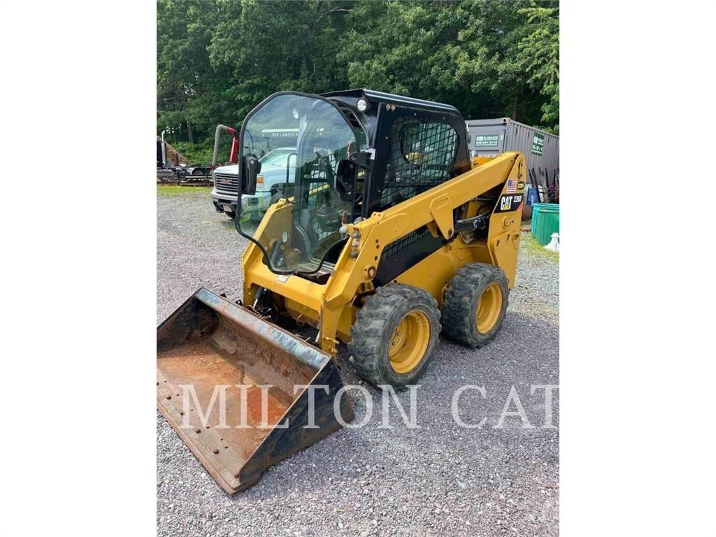 CAT 226D  스키드로더
