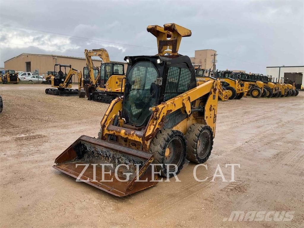 CAT 226D  스키드로더