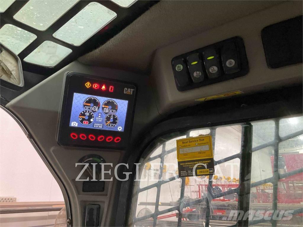 CAT 226D  스키드로더