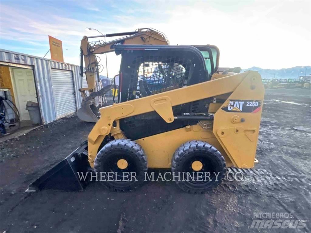 CAT 226D C1-H2  스키드로더