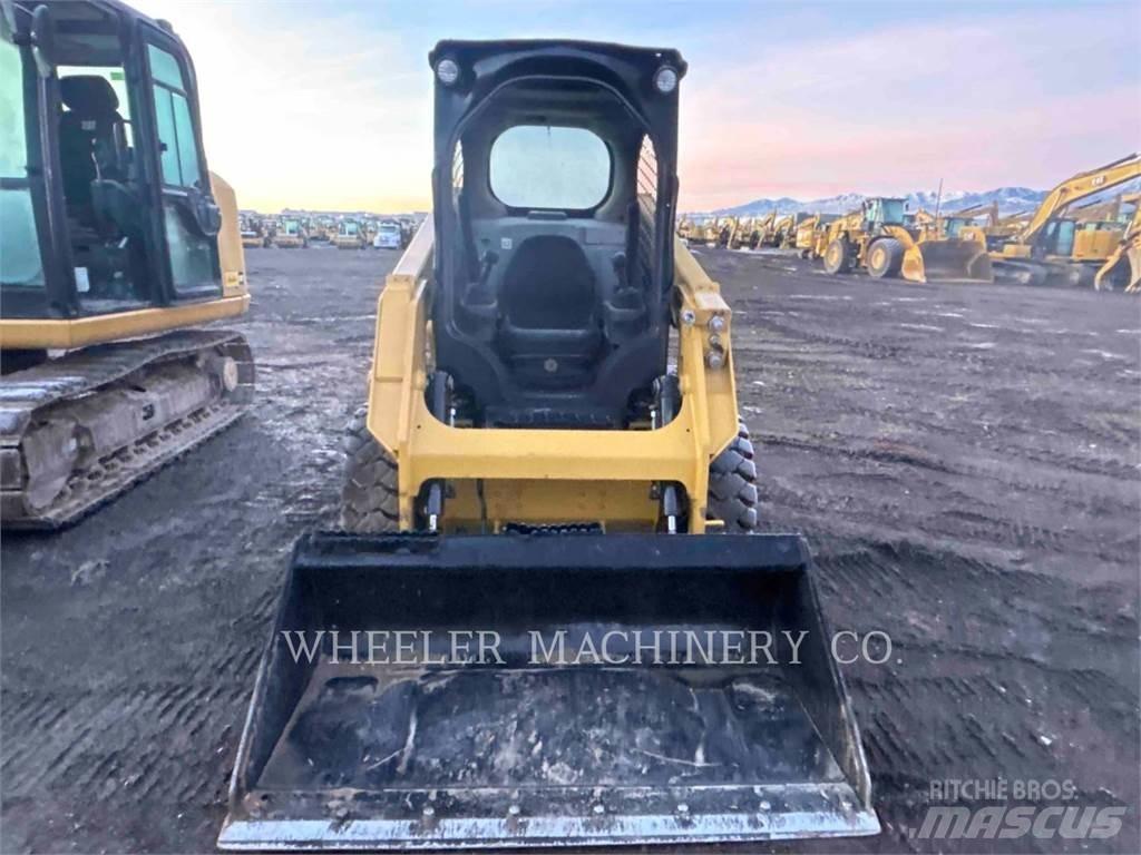 CAT 226D C1-H2  스키드로더