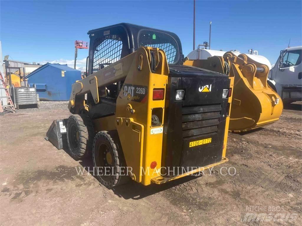 CAT 226D C1-H2  스키드로더