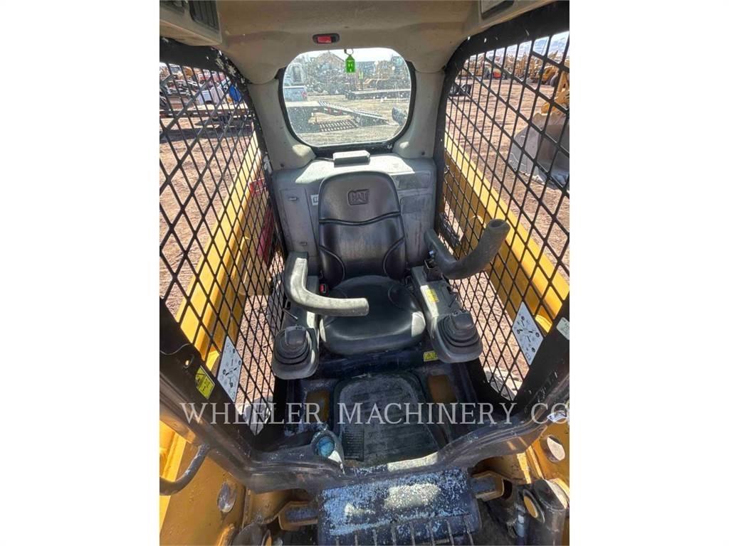 CAT 226D C1-H2  스키드로더