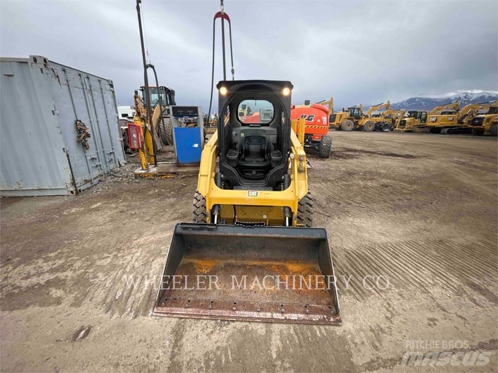 CAT 226D C1-H2  스키드로더