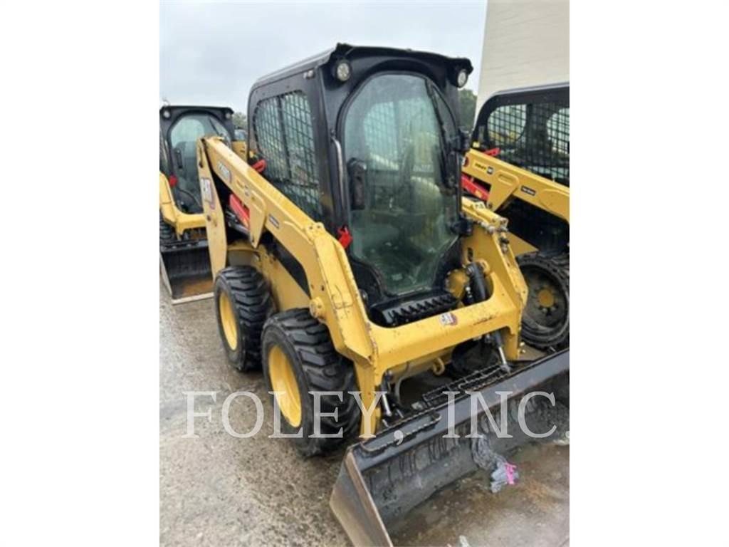 CAT 226D3  스키드로더