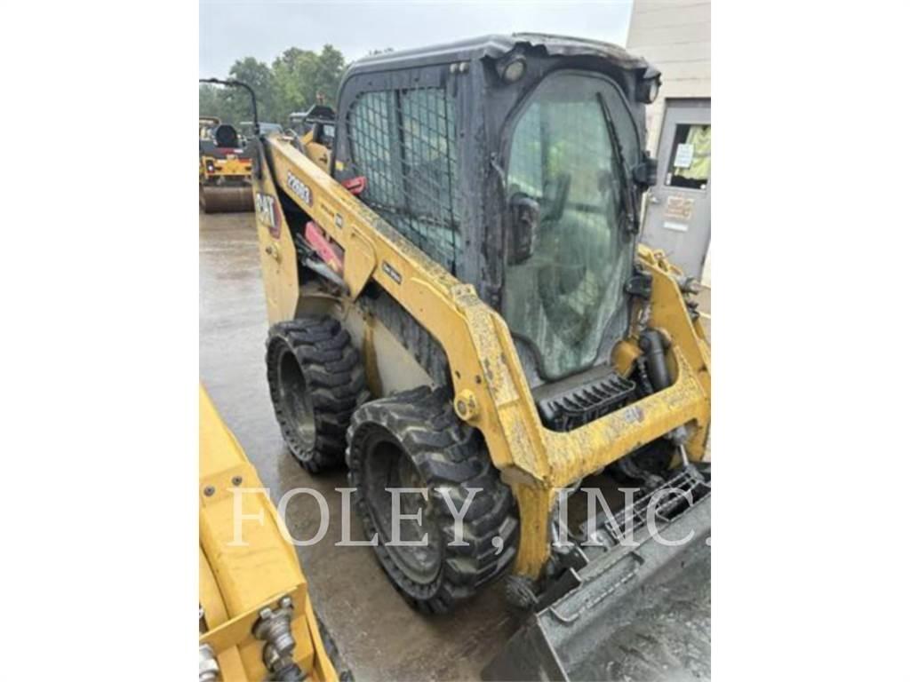 CAT 226D3  스키드로더