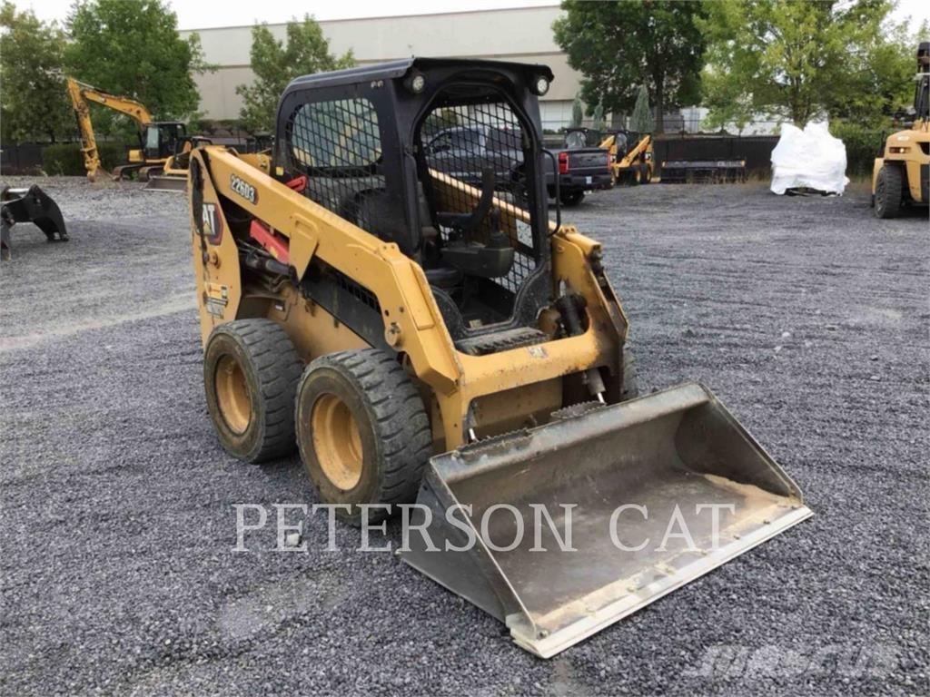 CAT 226D3  스키드로더