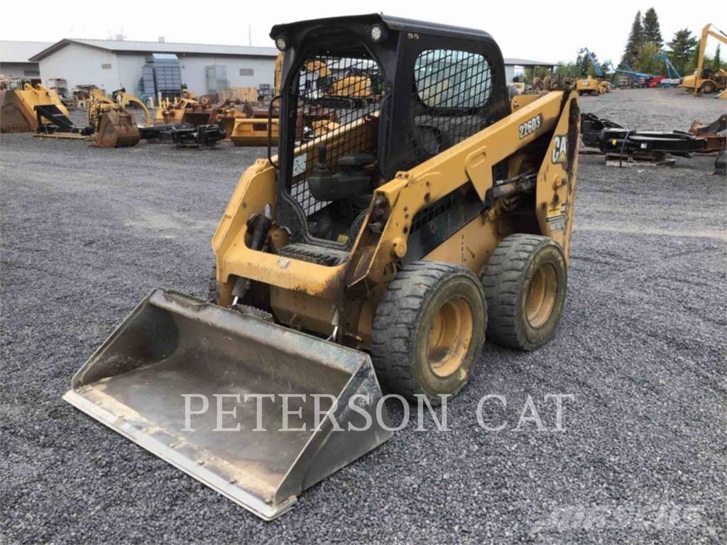 CAT 226D3  스키드로더