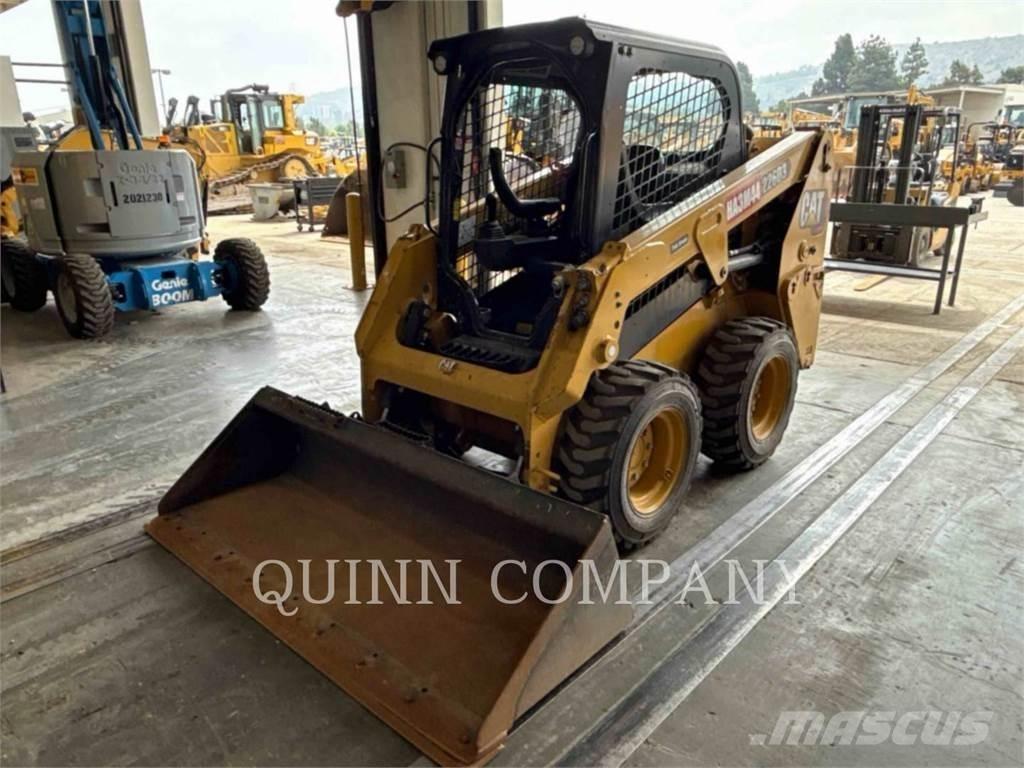 CAT 226D3  스키드로더