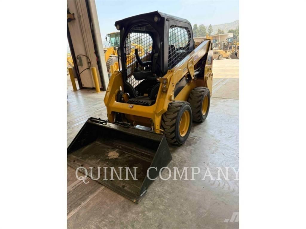 CAT 226D3  스키드로더