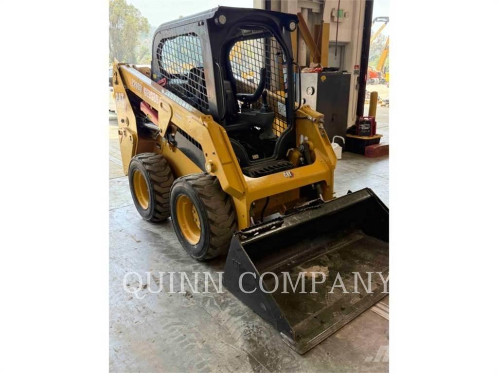 CAT 226D3  스키드로더