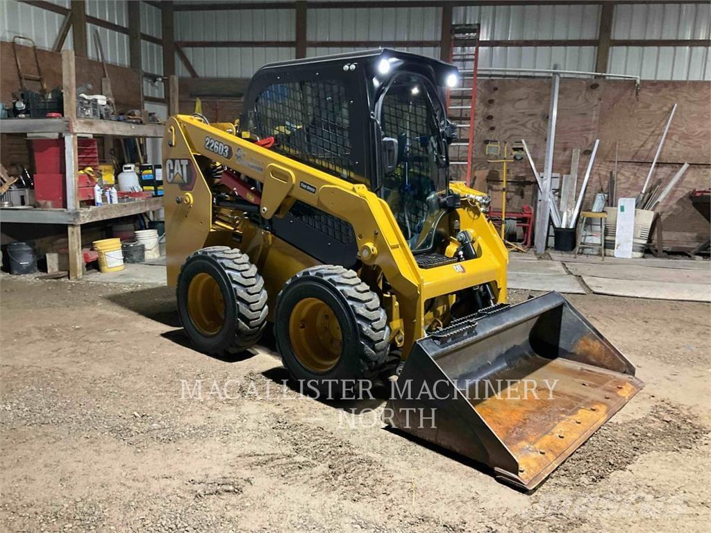 CAT 226D3 AQ  스키드로더