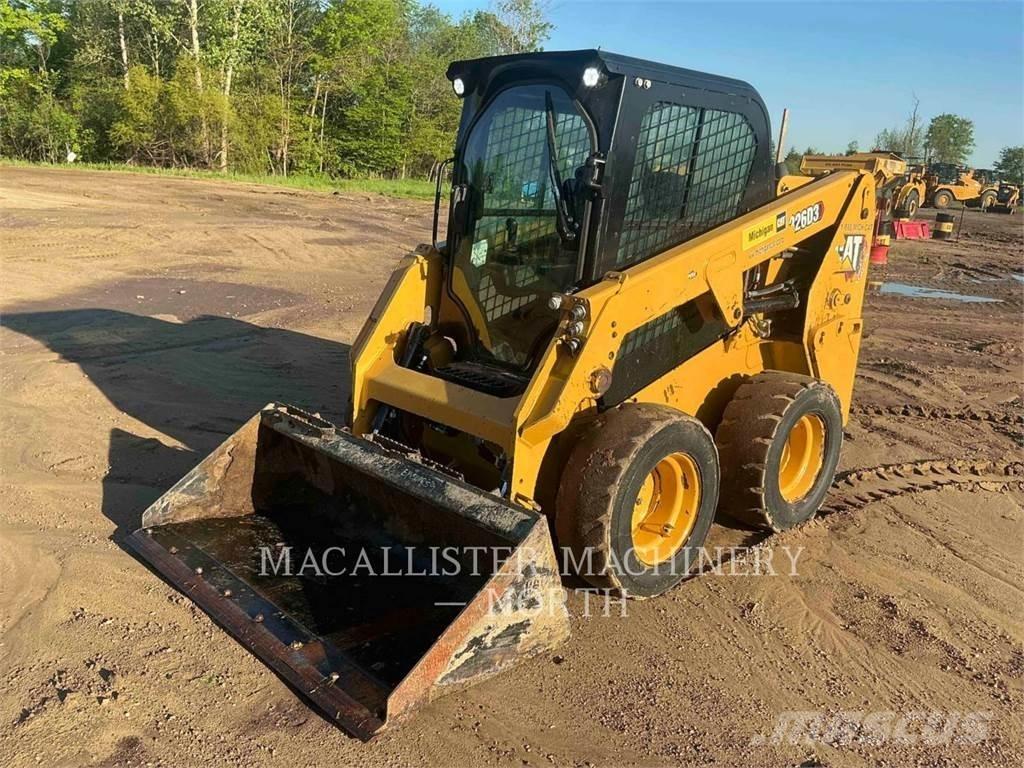 CAT 226D3 AQ  스키드로더
