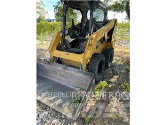 CAT 226D3 C1H2  스키드로더