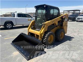 CAT 226D3 C3H2  스키드로더