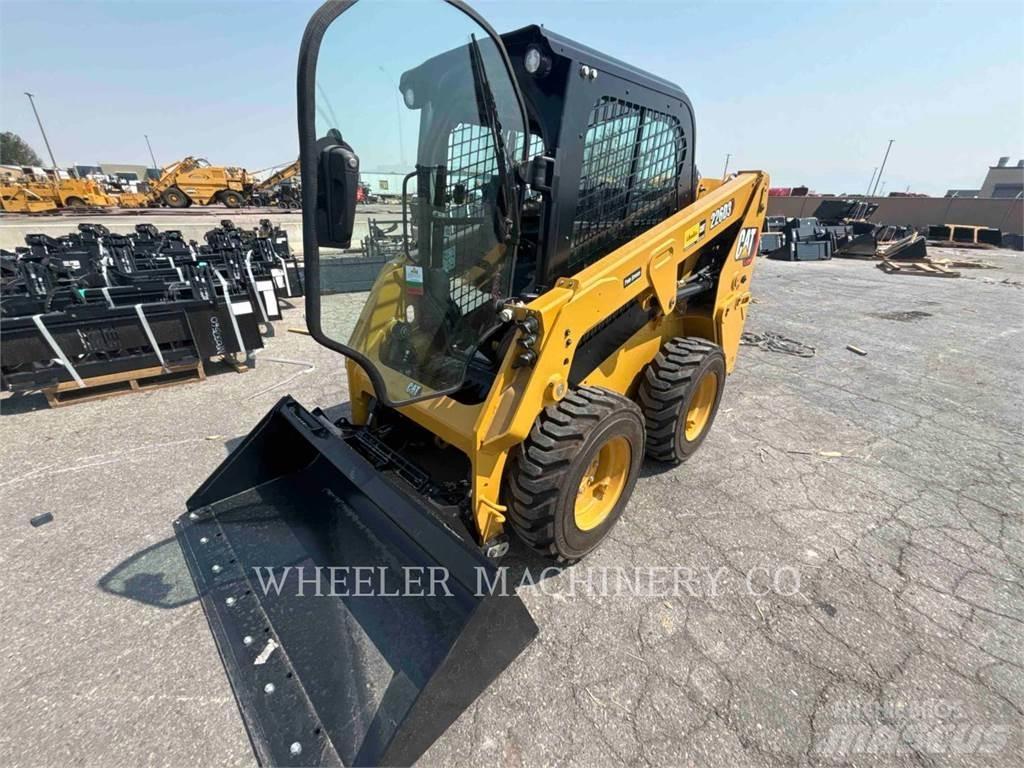 CAT 226D3 C3H2  스키드로더