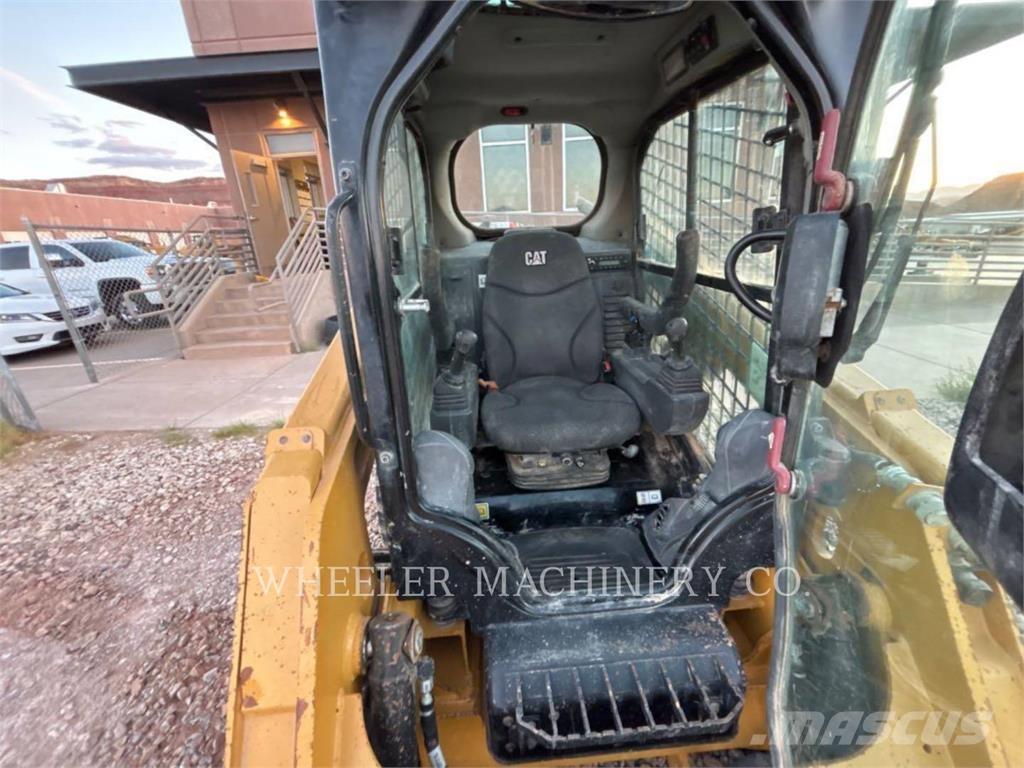 CAT 226D3 C3H2  스키드로더
