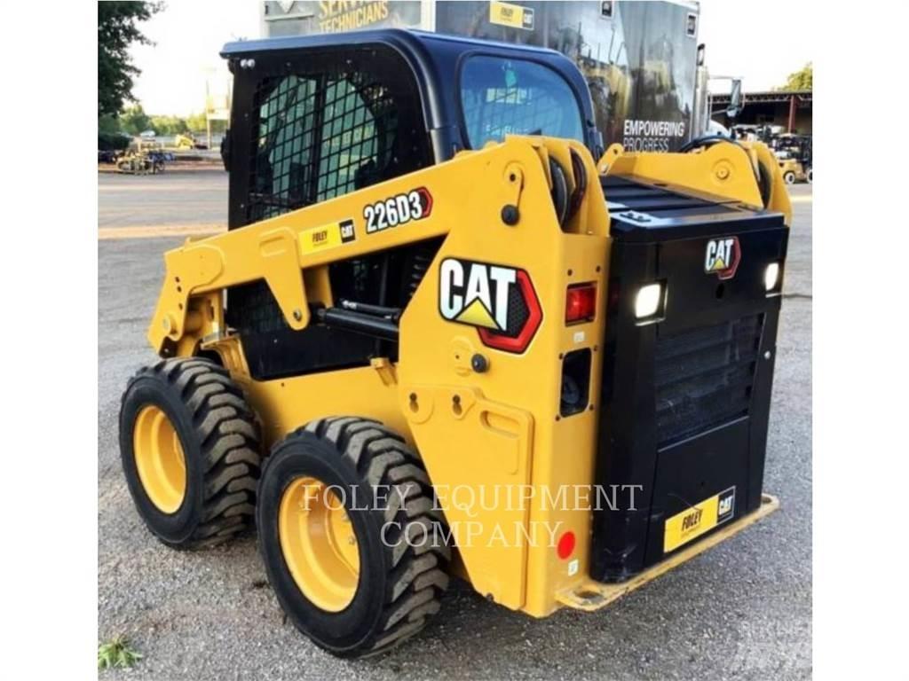 CAT 226D3STD1C  스키드로더