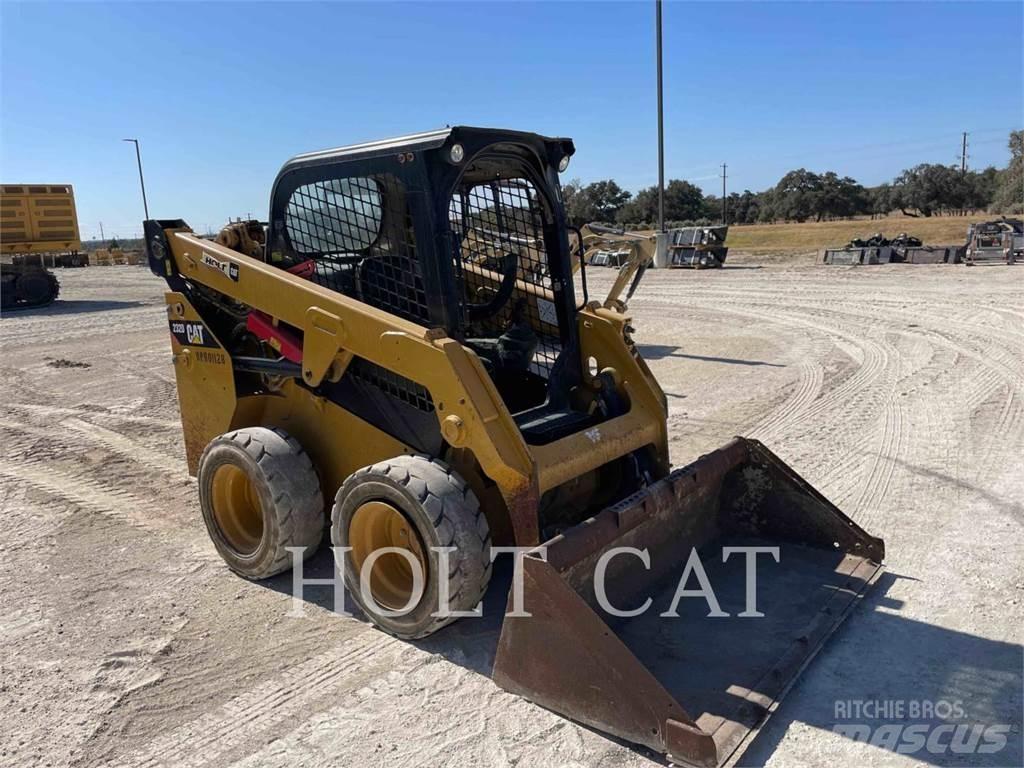 CAT 232D  스키드로더